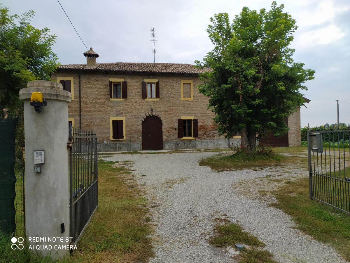 Ravarino La Rosa Selvatica Bed & Breakfast エクステリア 写真